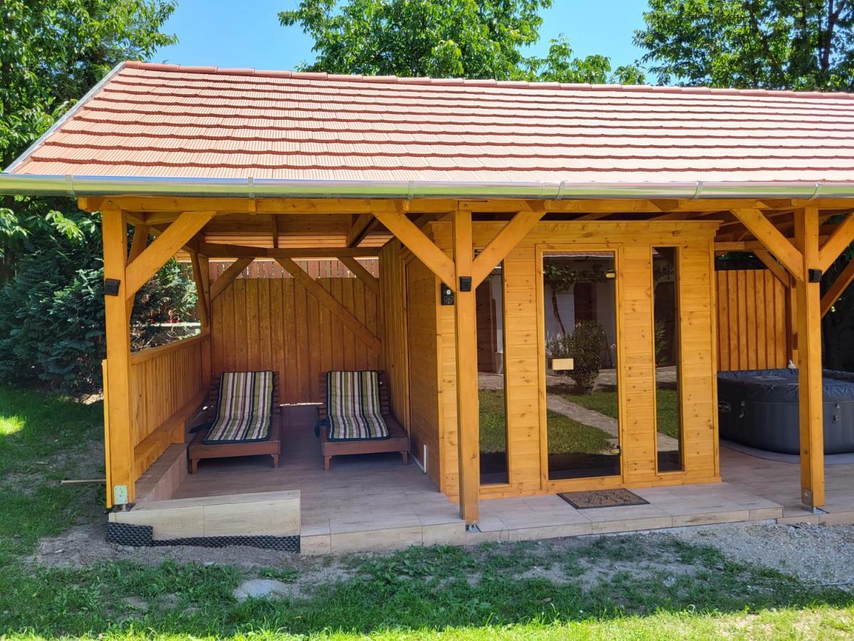 Cseresznyes Vendeghaz Szomolya Exterior foto